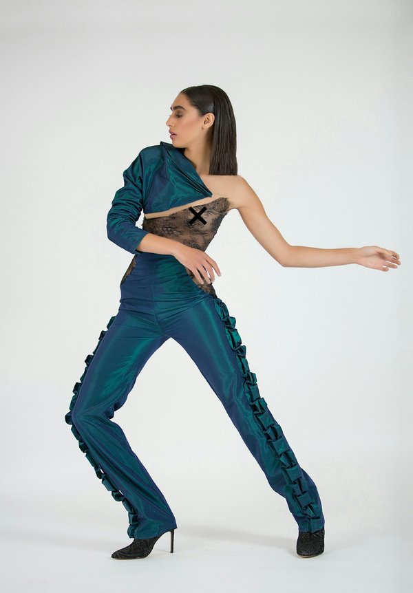 Quels conseils pour choisir des combinaisons pantalon pour un style chic?